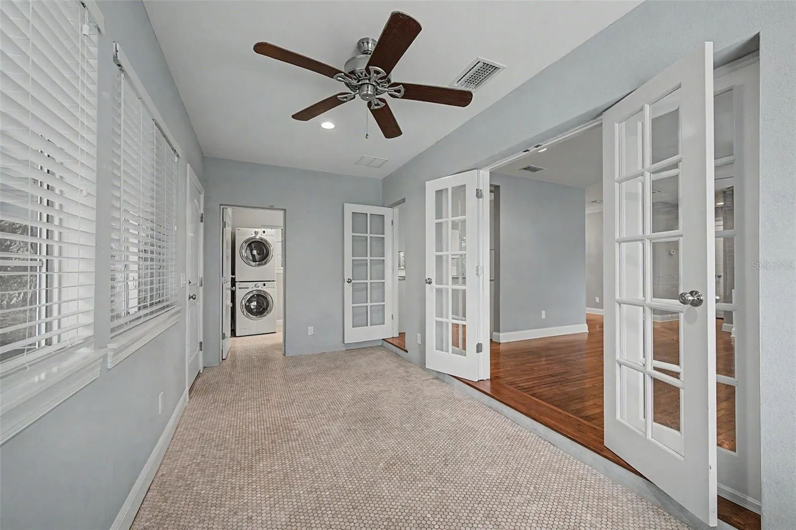 3128 JOHNS PKWY