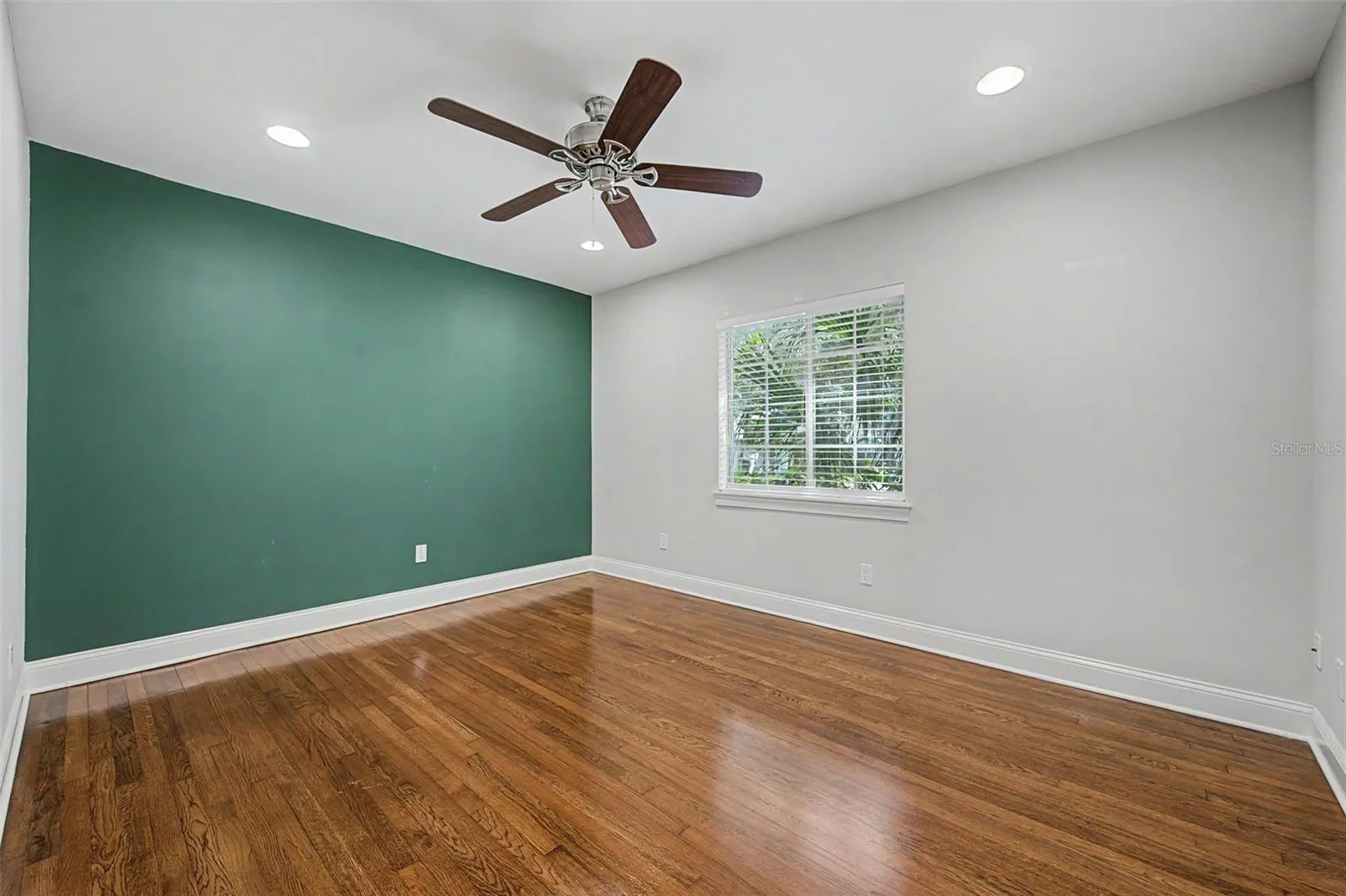 3128 JOHNS PKWY