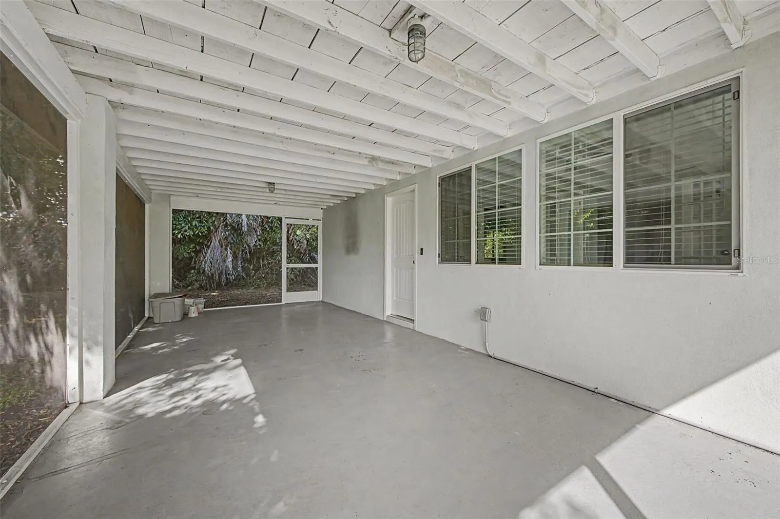3128 JOHNS PKWY