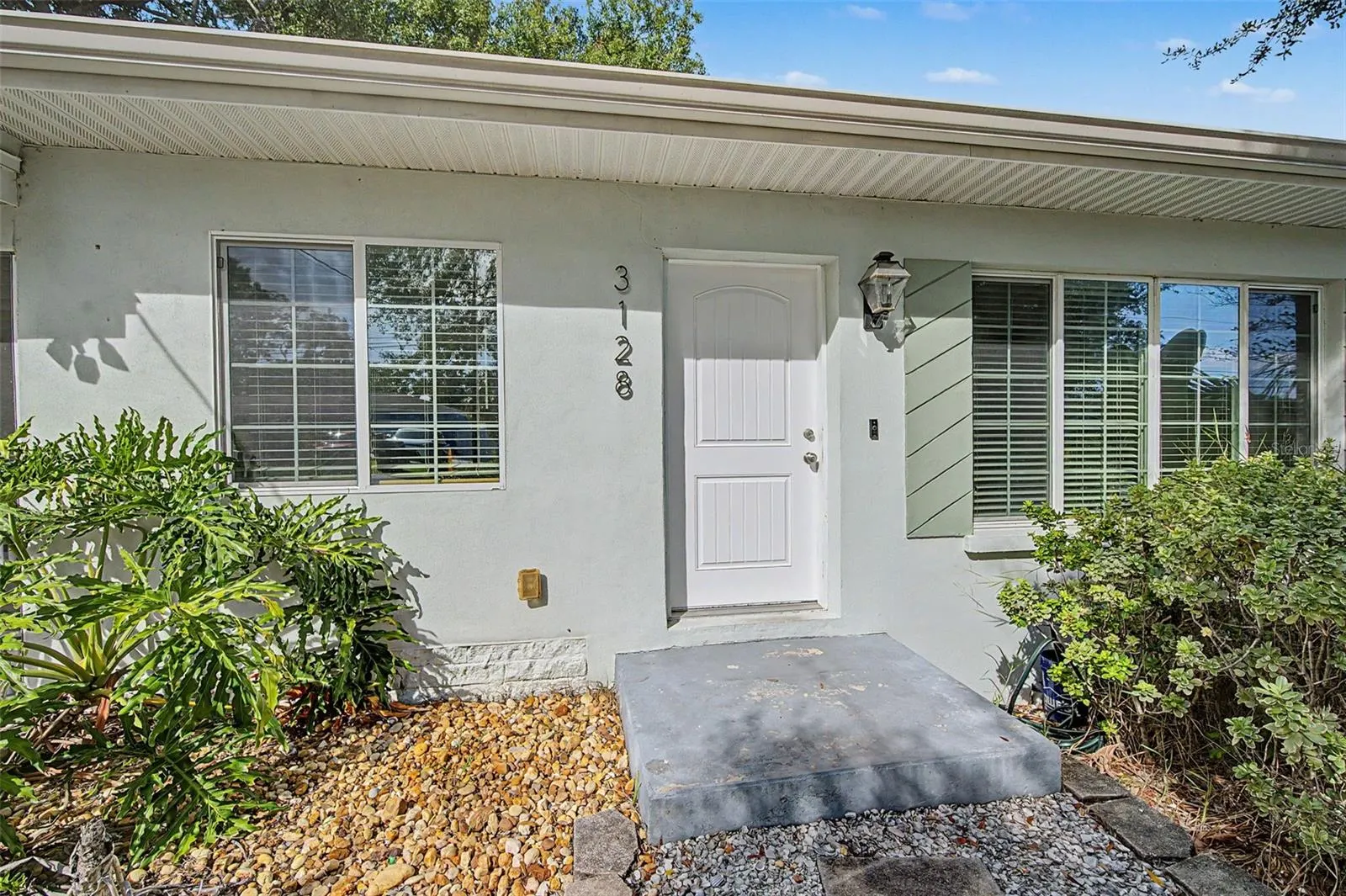 3128 JOHNS PKWY