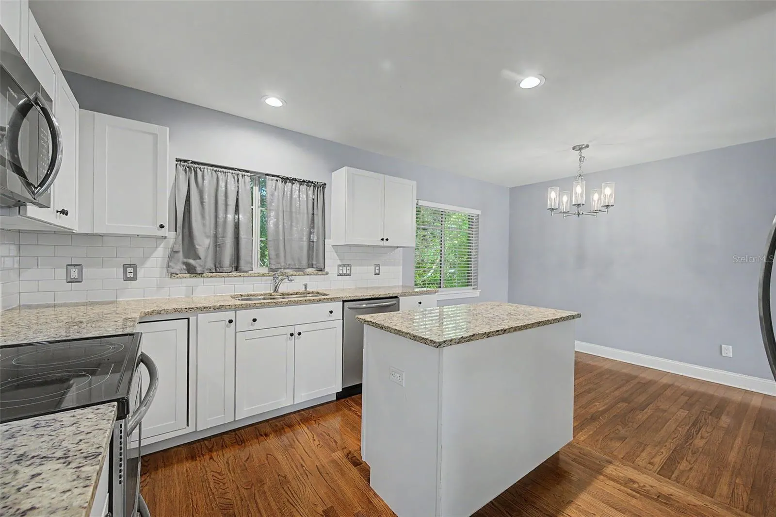 3128 JOHNS PKWY