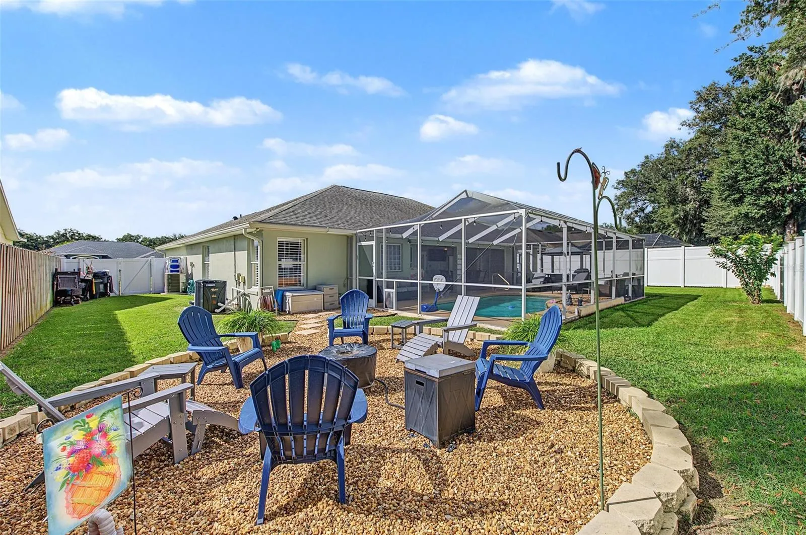 5294 HIDDEN OAKS DR