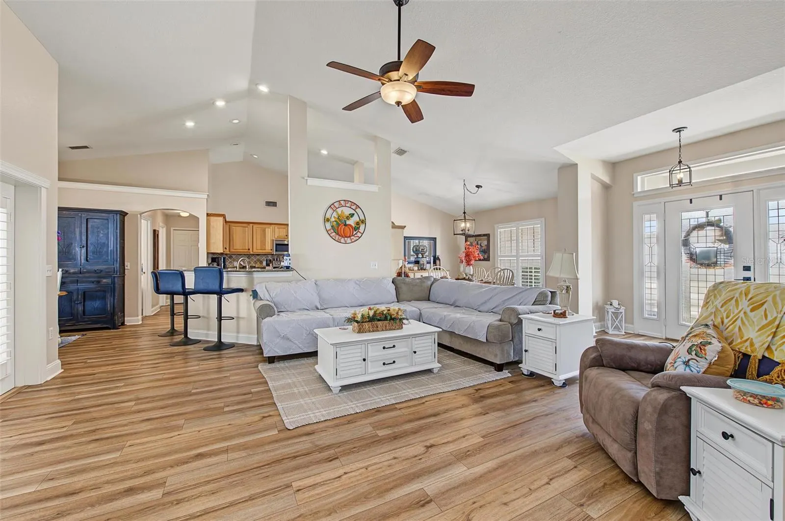 5294 HIDDEN OAKS DR
