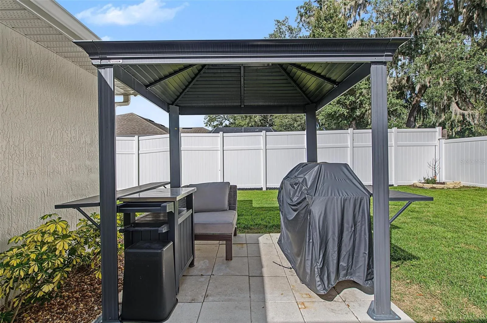 5294 HIDDEN OAKS DR