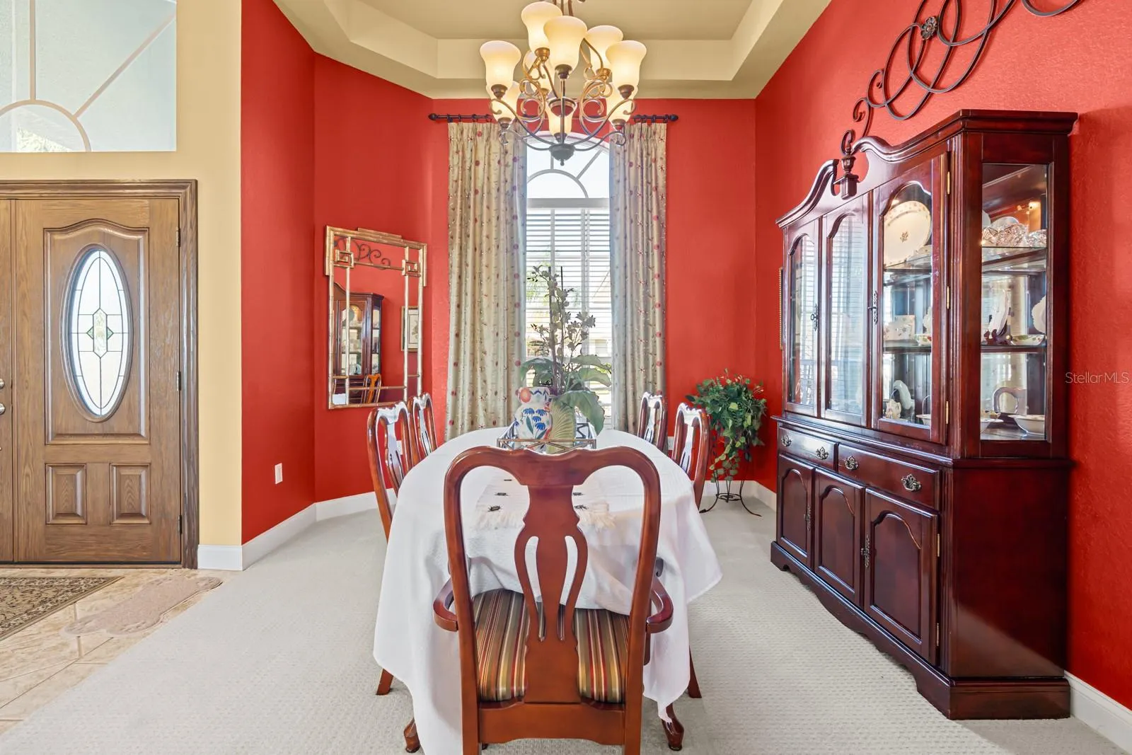 2751 HUNTINGTON HILLS DR