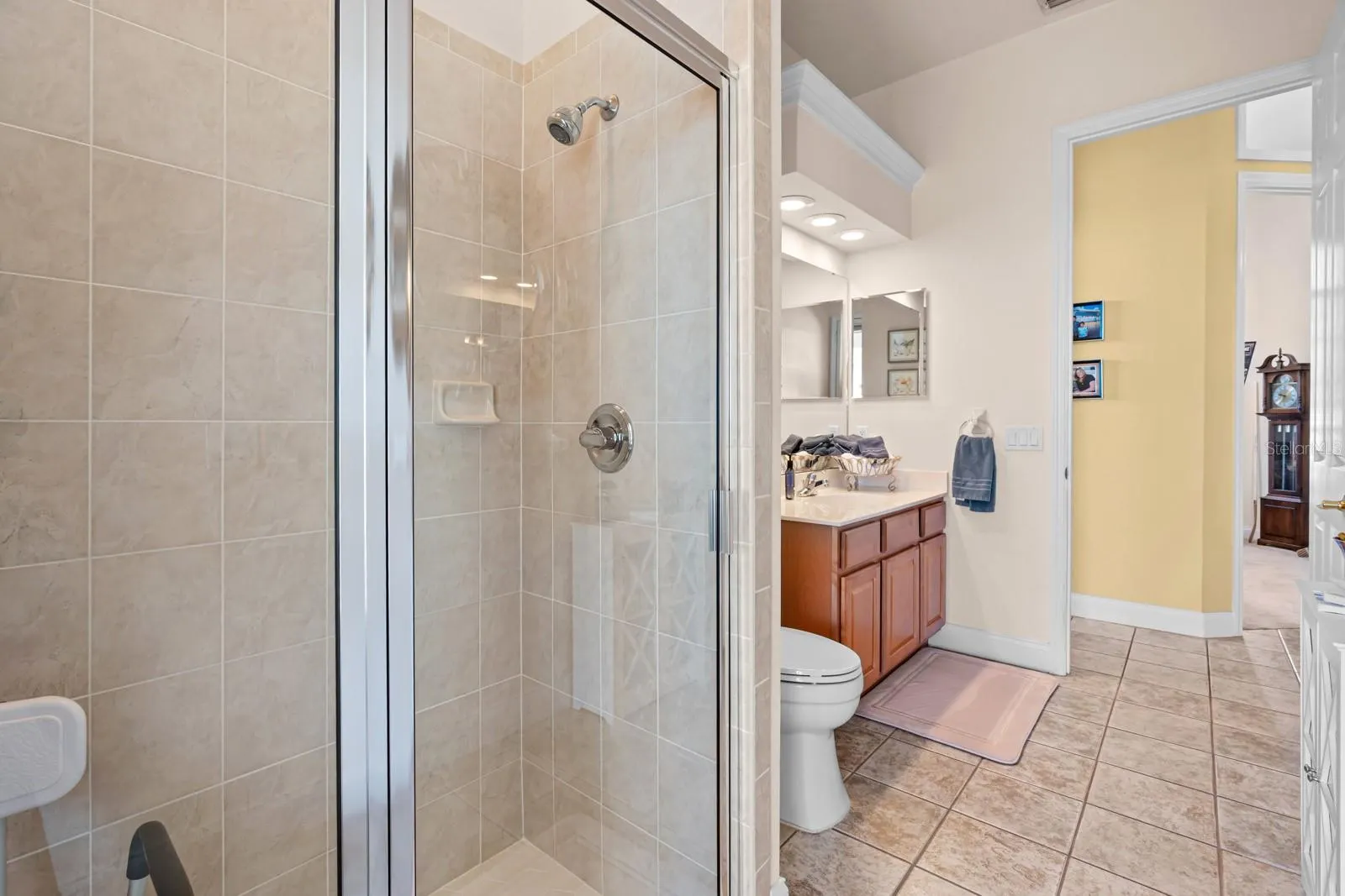 2751 HUNTINGTON HILLS DR