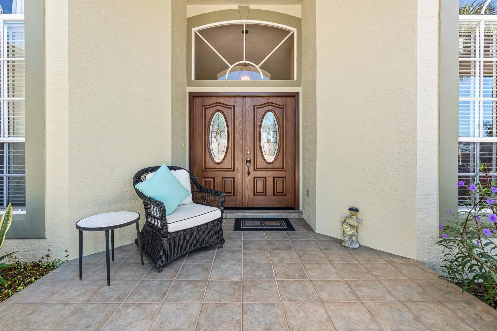 2751 HUNTINGTON HILLS DR