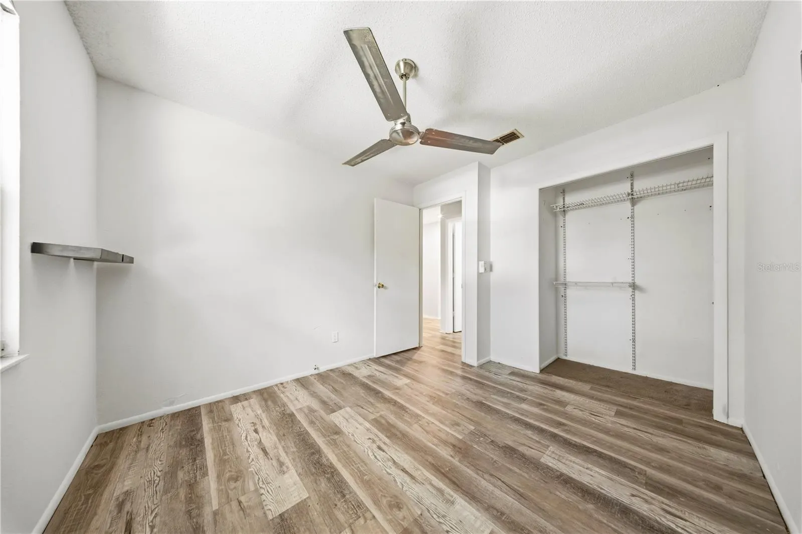 935 HAMILTON CT