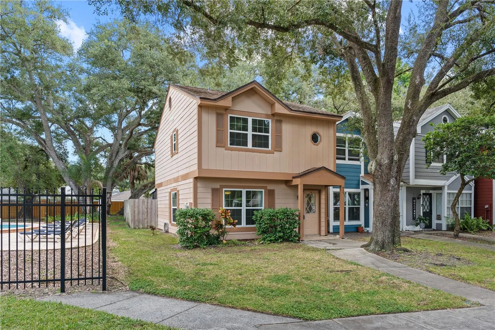 935 HAMILTON CT