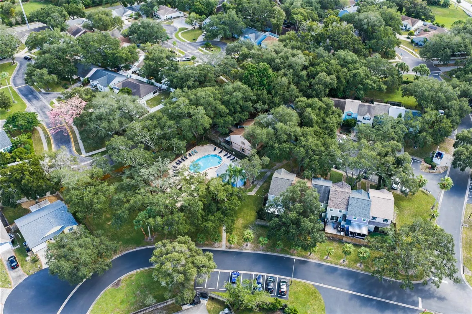 935 HAMILTON CT
