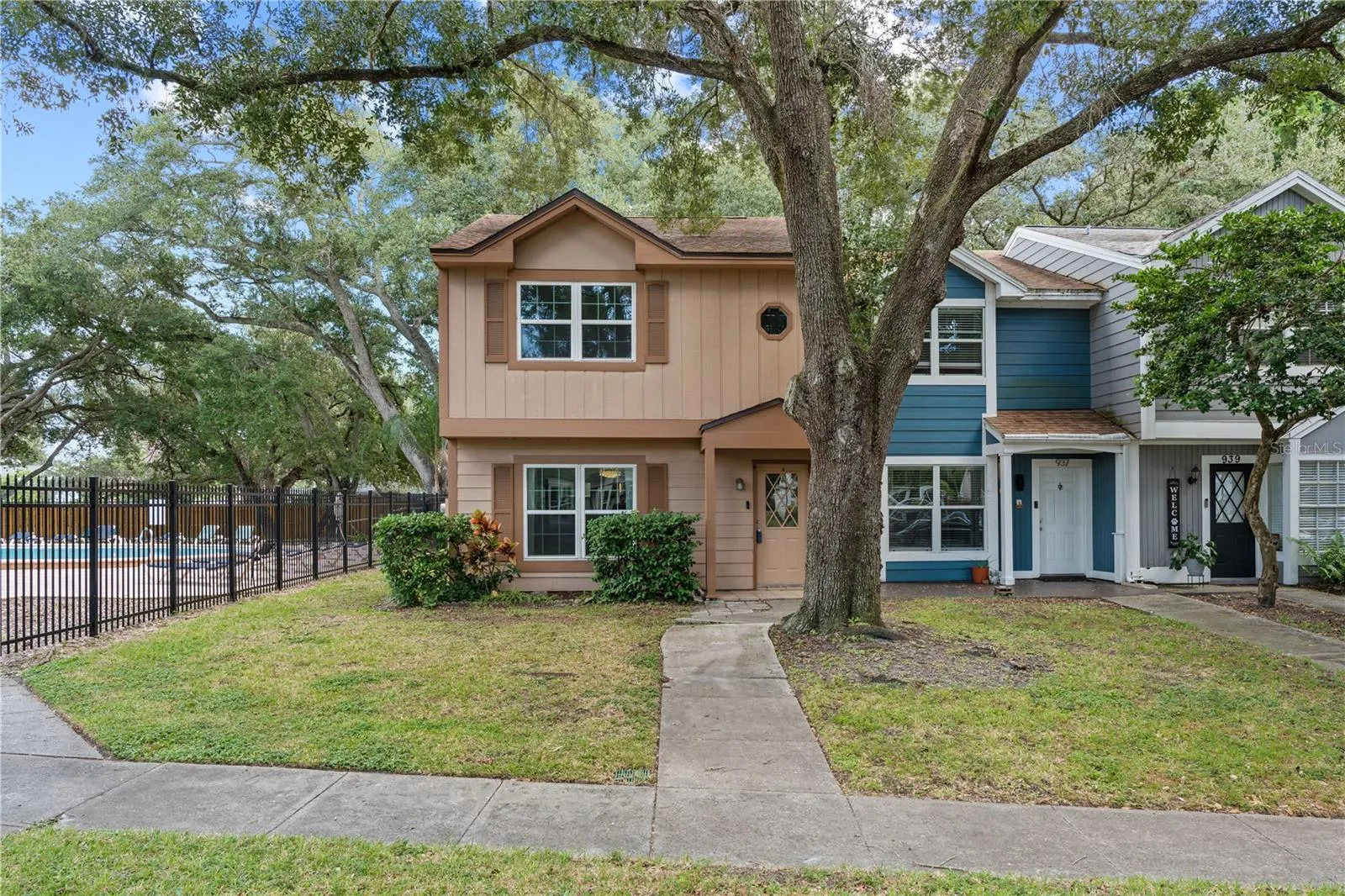 935 HAMILTON CT