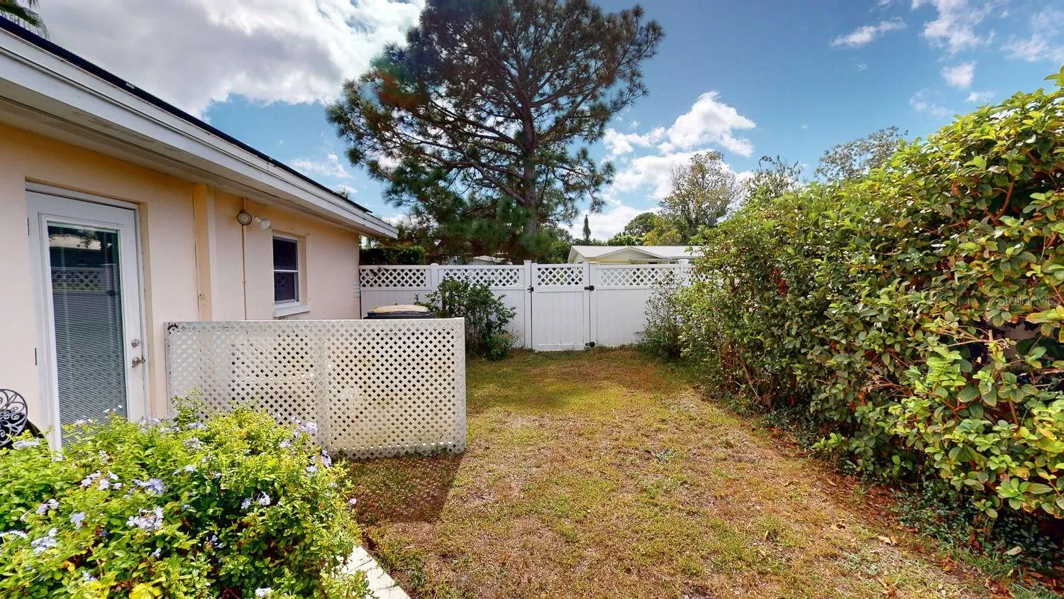 1618 TUSCOLA RD