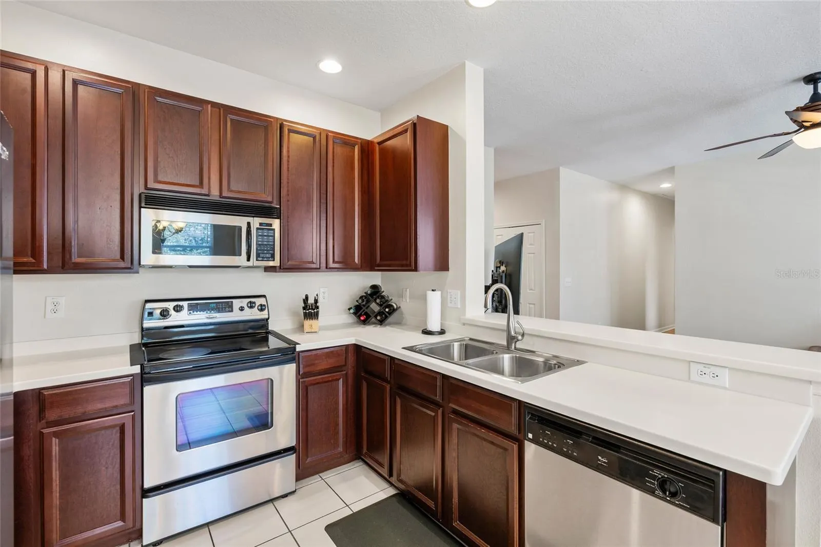 9420 GEORGIAN PARK LN #103 #103