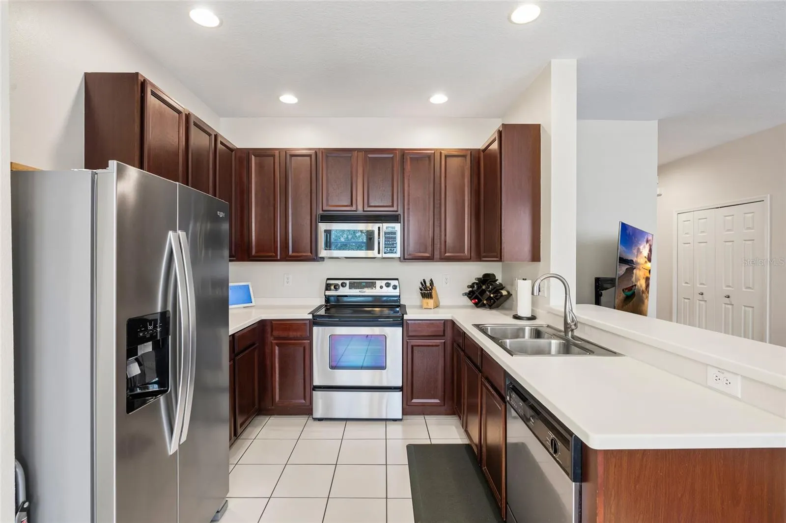 9420 GEORGIAN PARK LN #103 #103