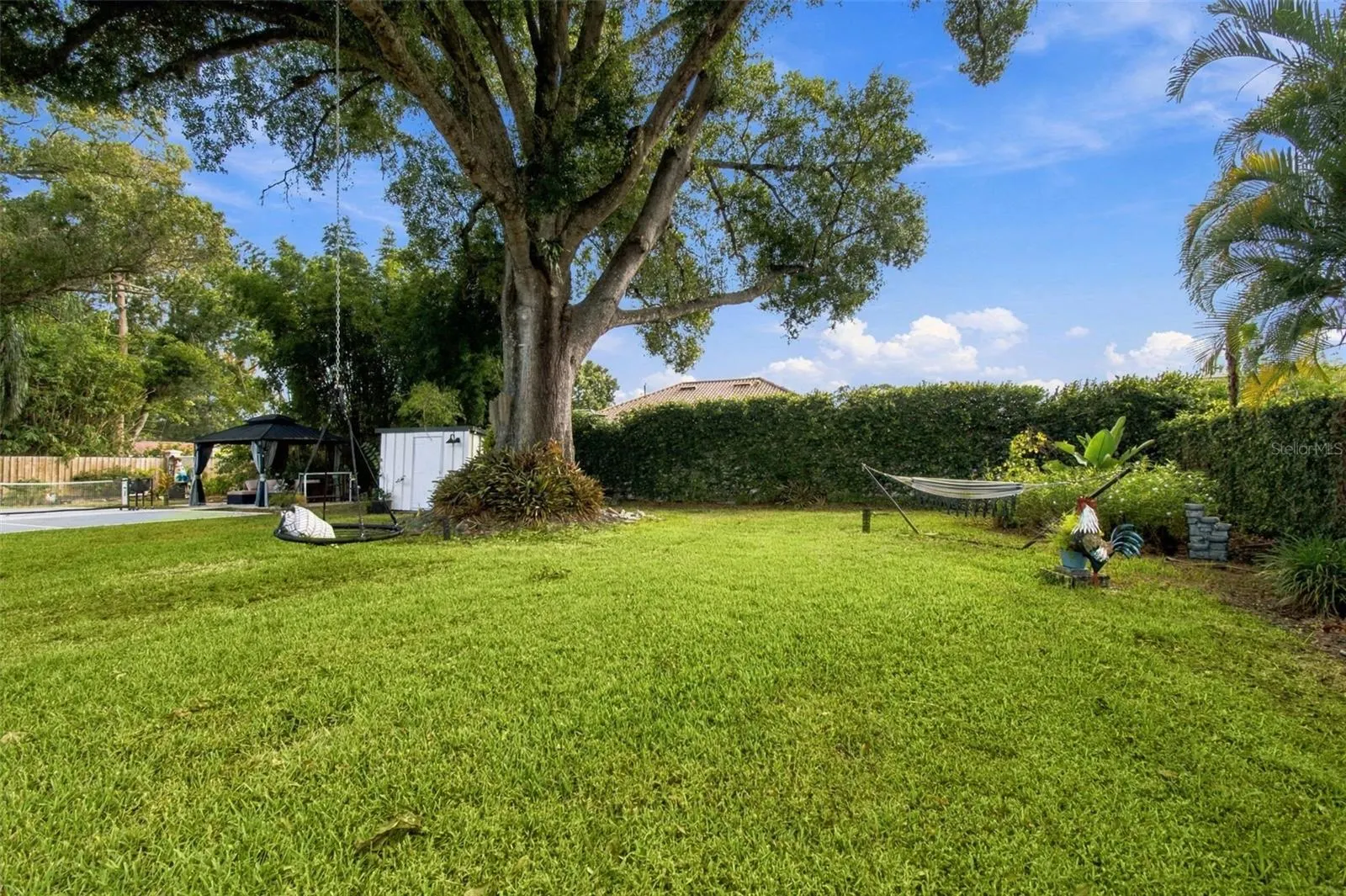 7913 FLOWERFIELD DR