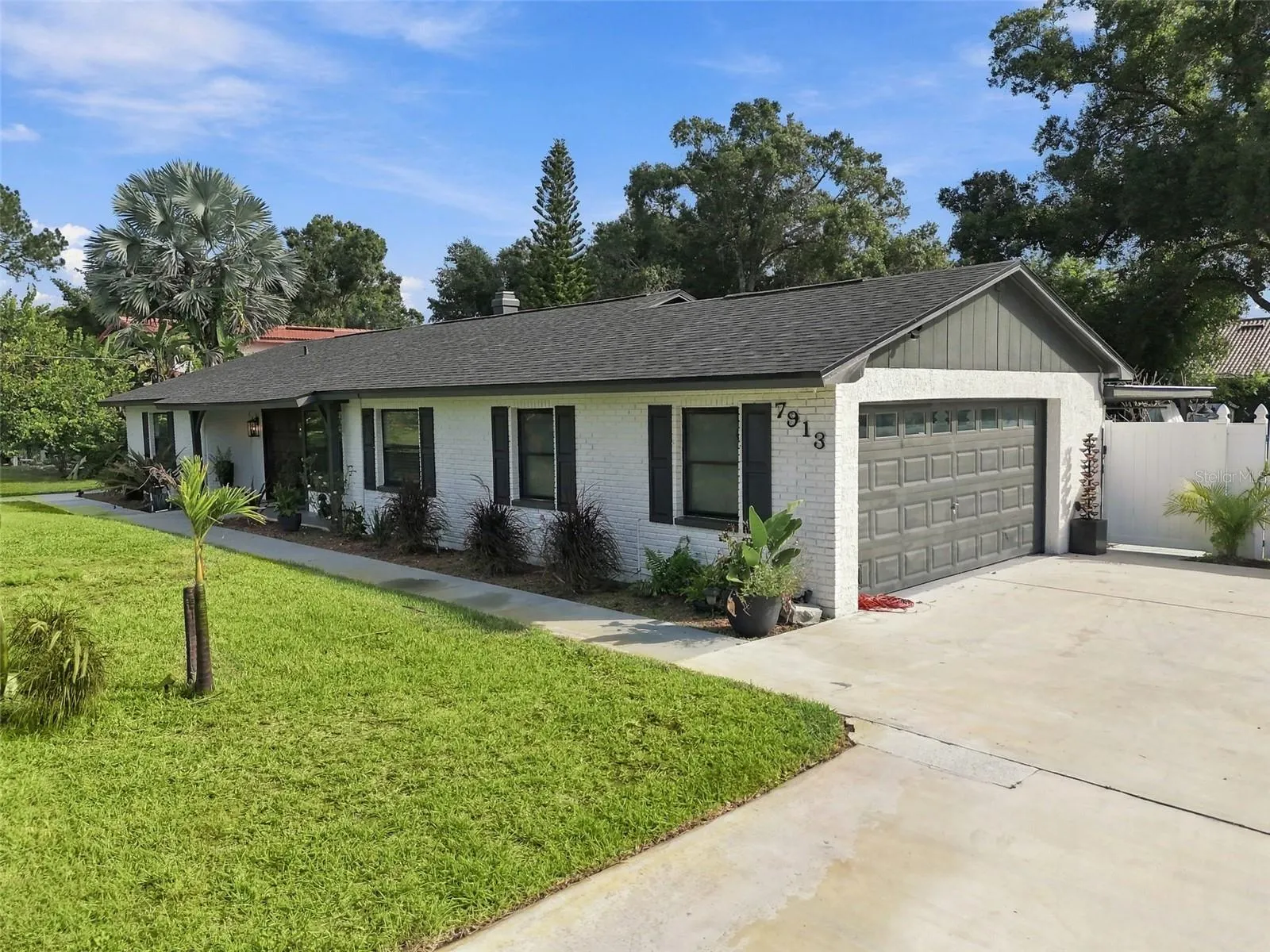 7913 FLOWERFIELD DR