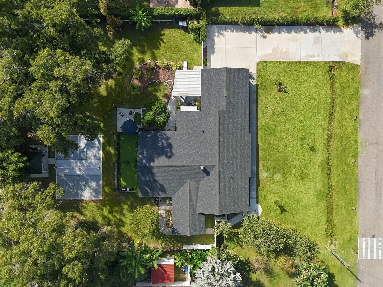 7913 FLOWERFIELD DR