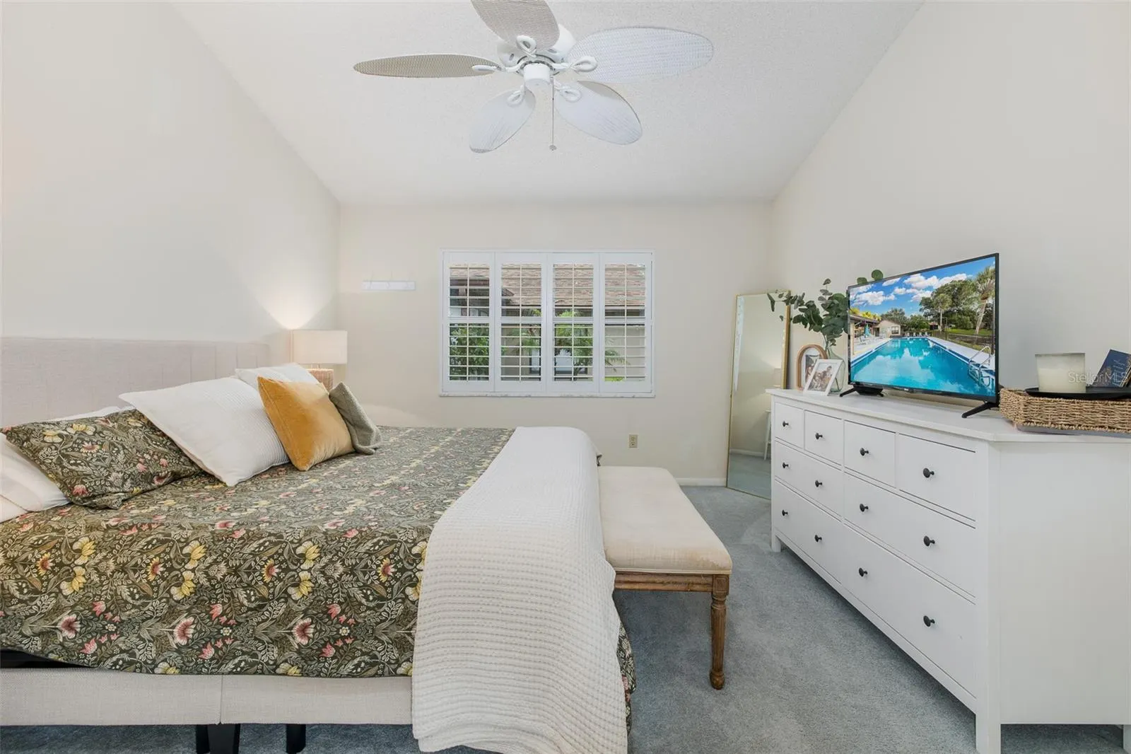 1695 HAMILTON CT