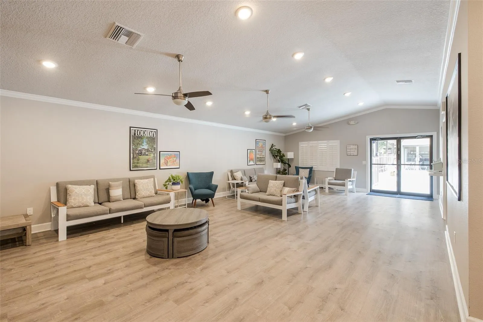 1695 HAMILTON CT