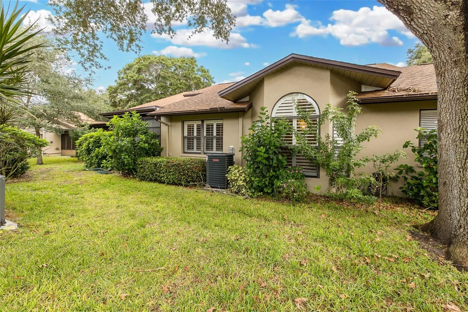 1695 HAMILTON CT