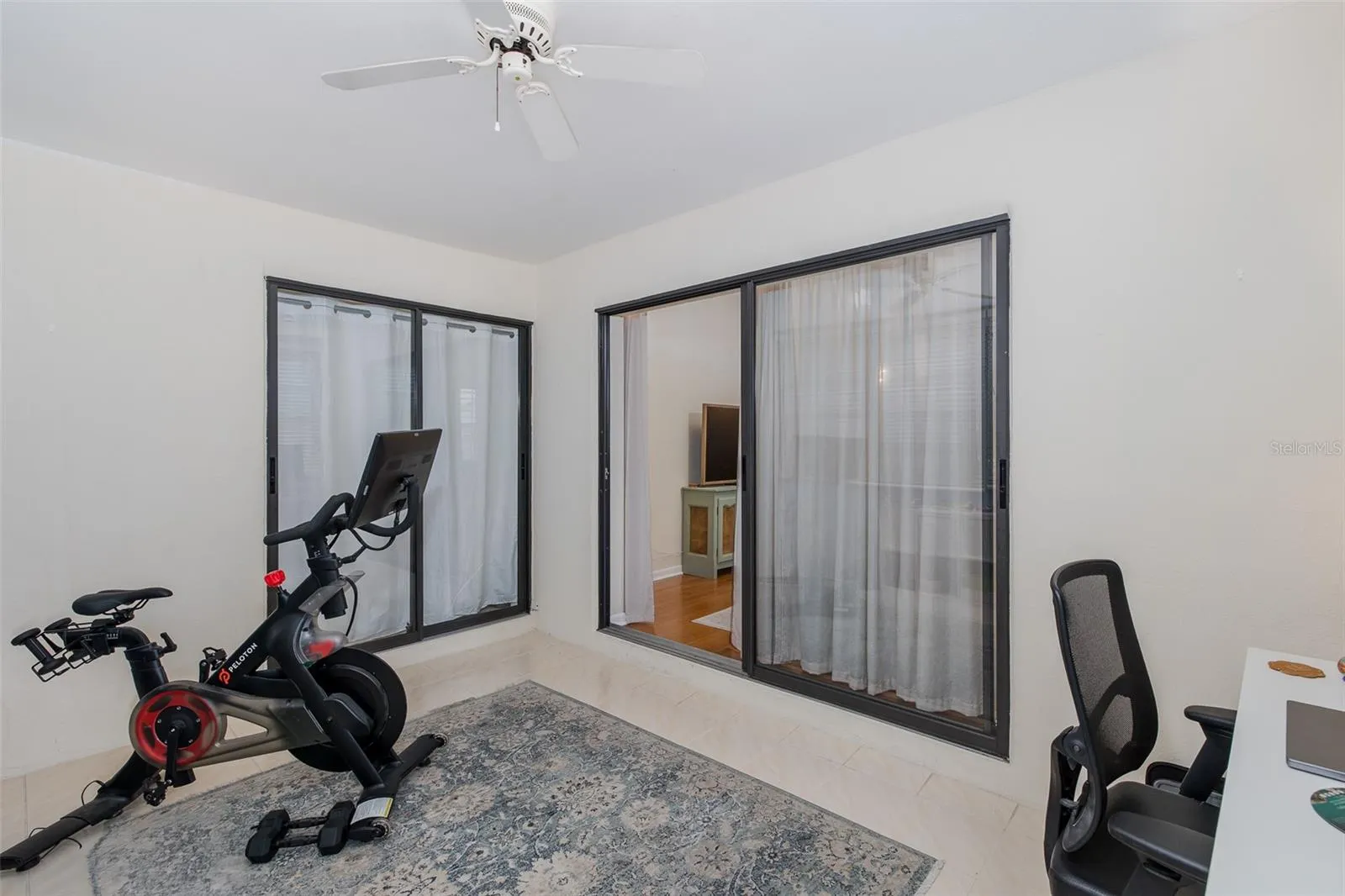 1695 HAMILTON CT