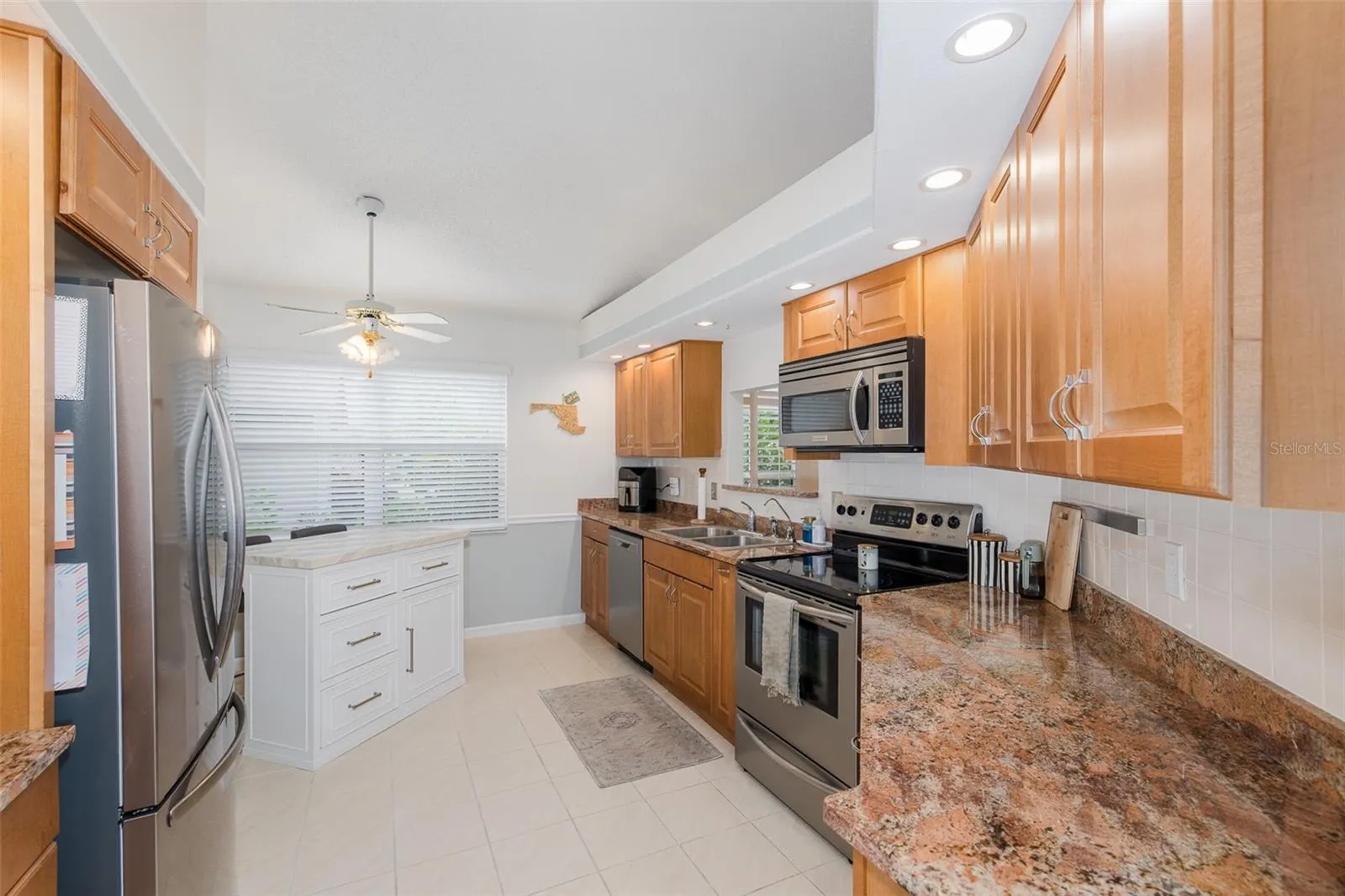 1695 HAMILTON CT