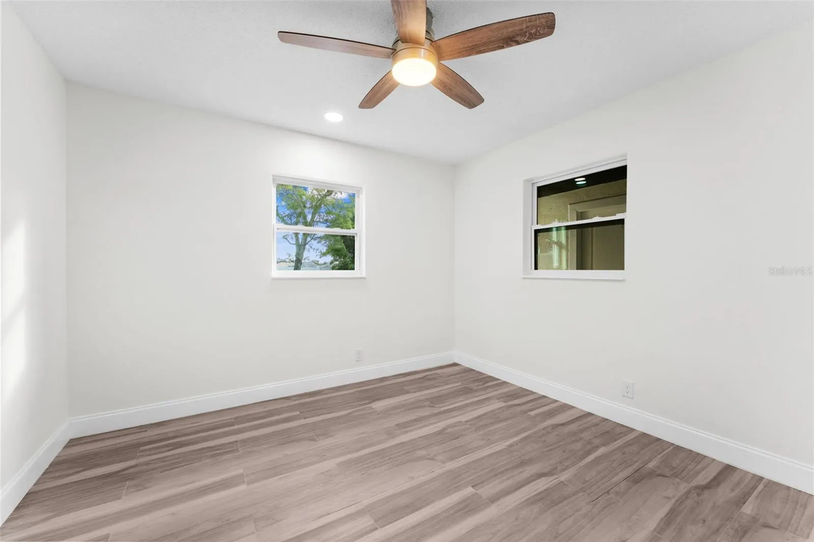 8307 LIBBY LN