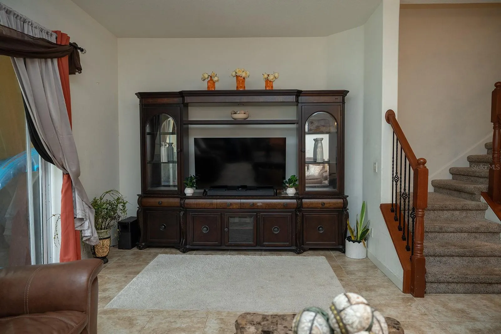 2974 ESTANCIA PL