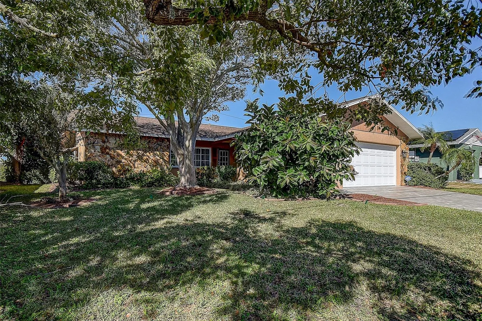 2529 SAN LUIS RD