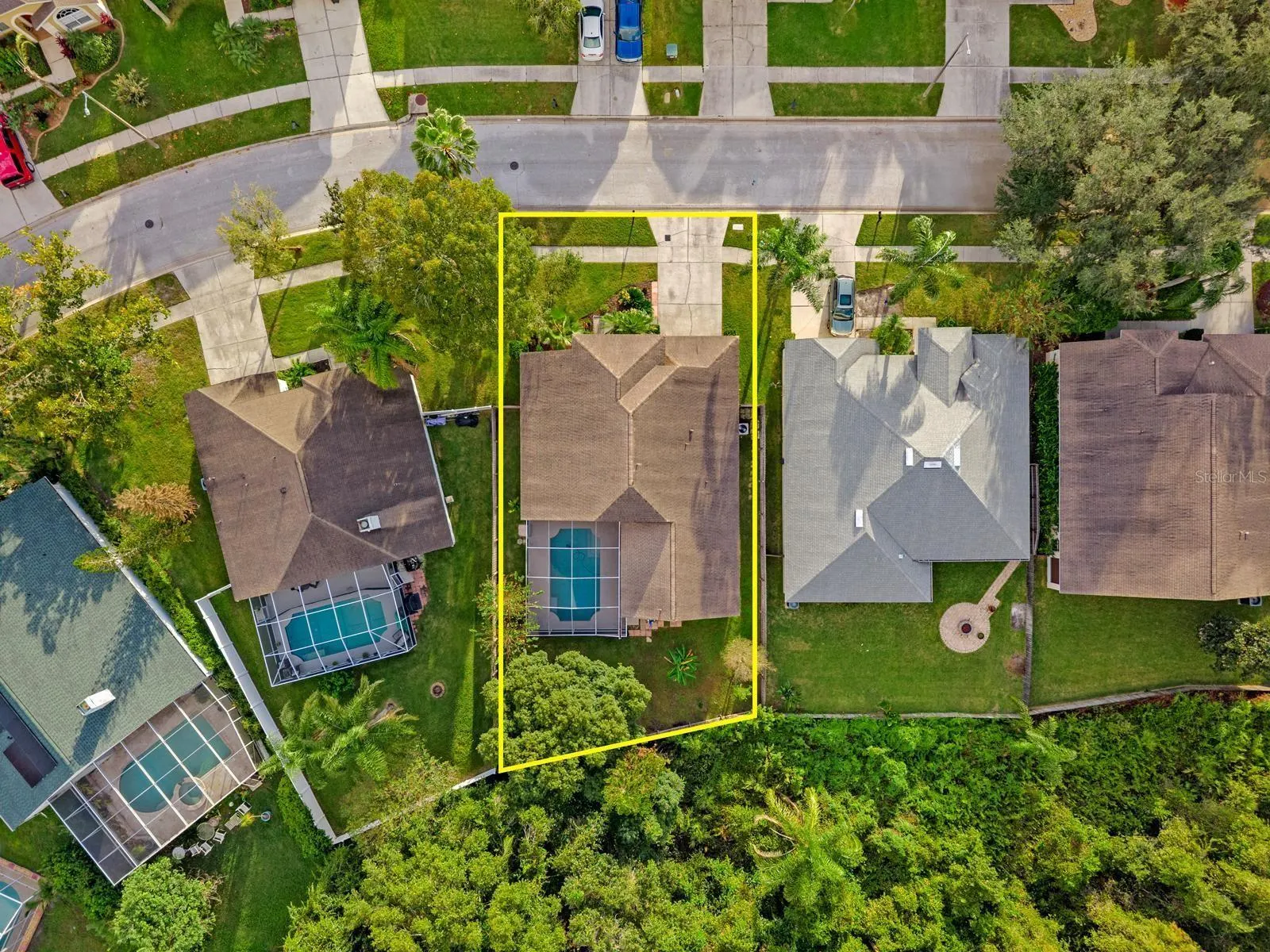 18113 PALM BREEZE DR
