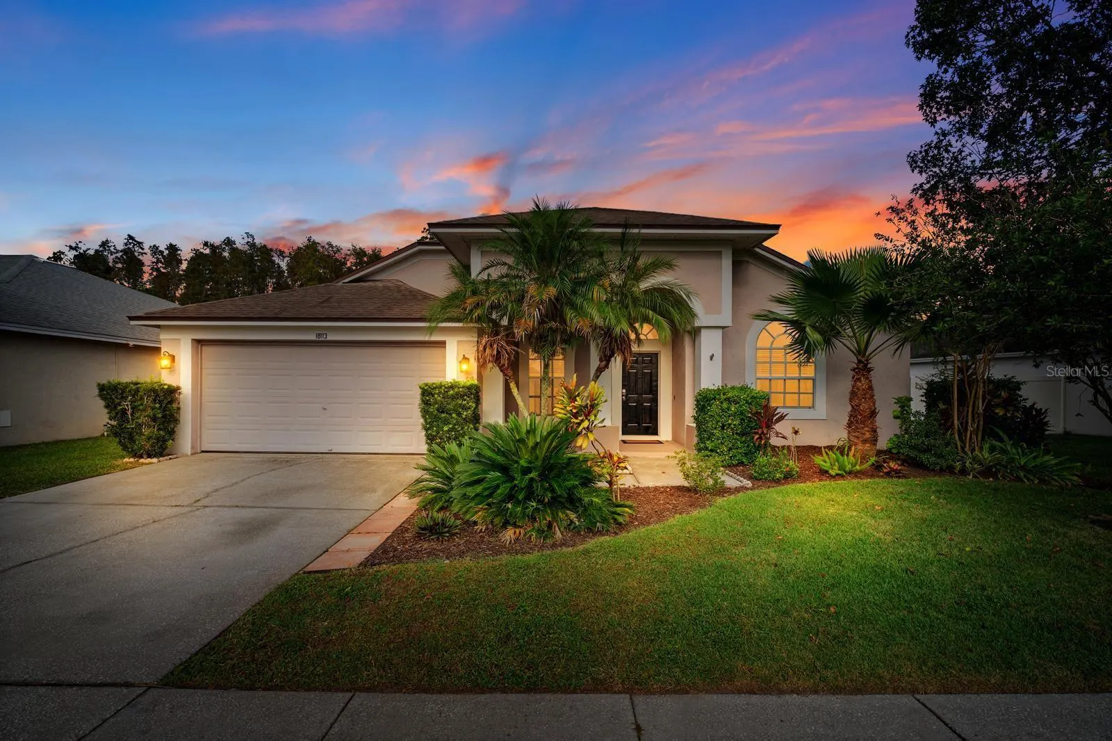 18113 PALM BREEZE DR