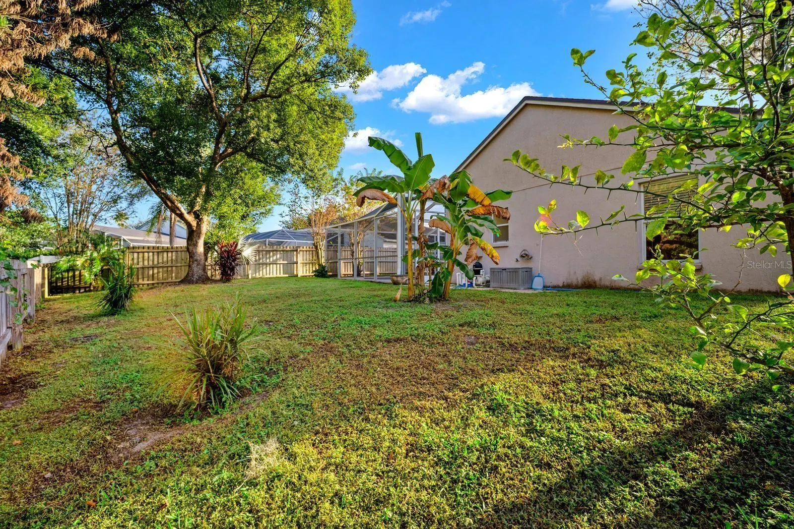 18113 PALM BREEZE DR