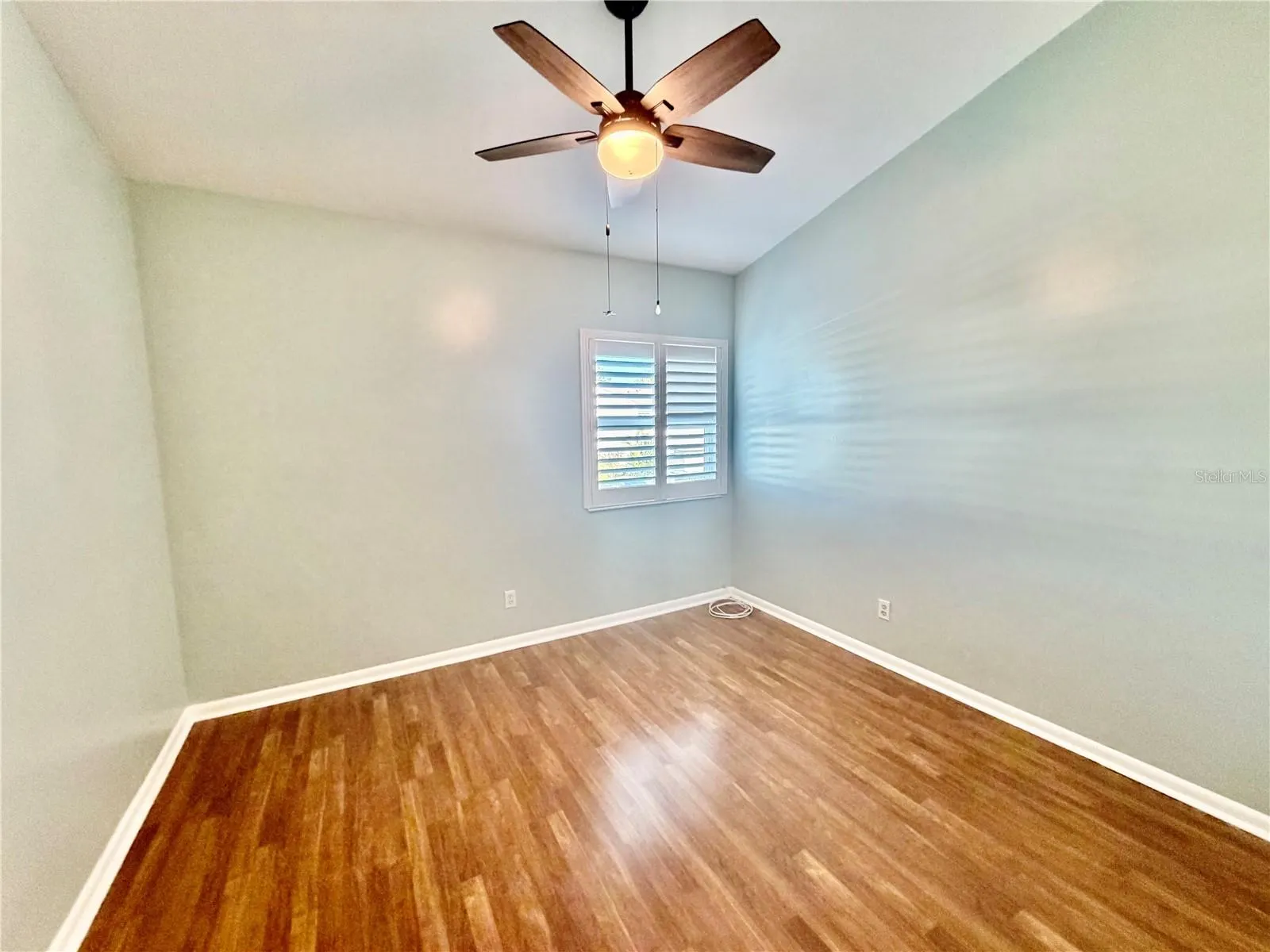 4517 W LA VILLA LN