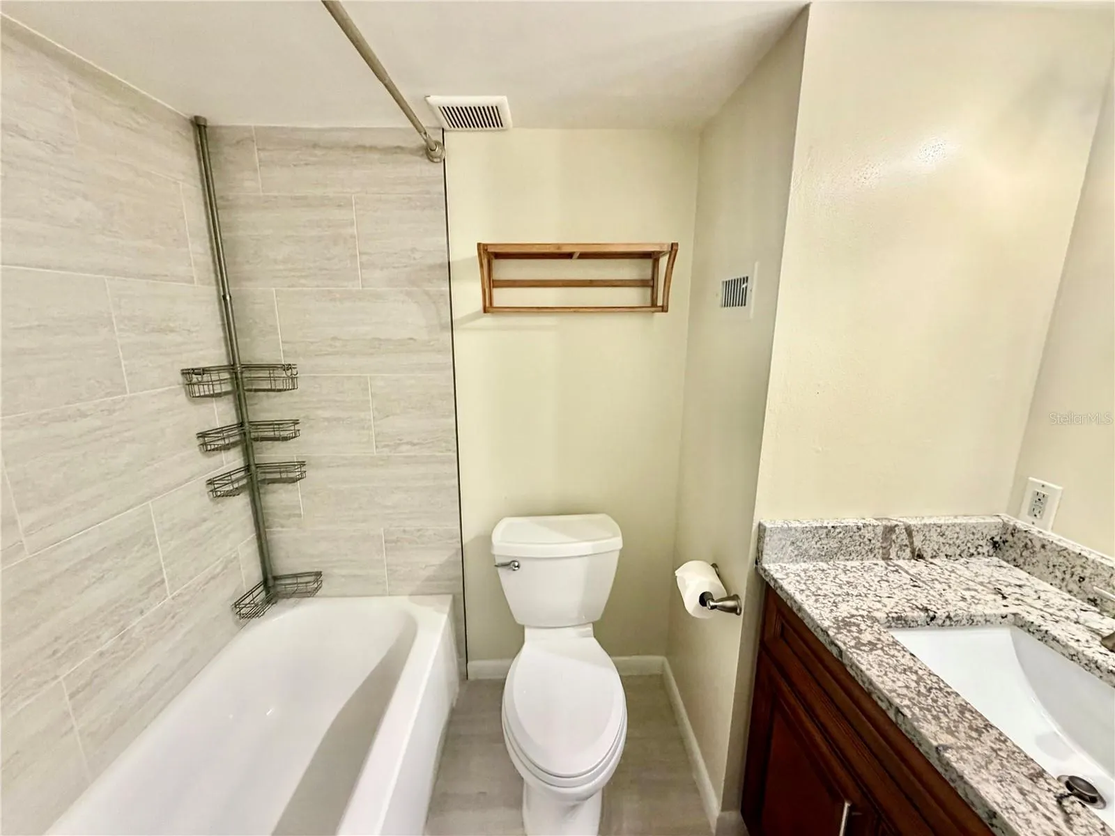 4517 W LA VILLA LN
