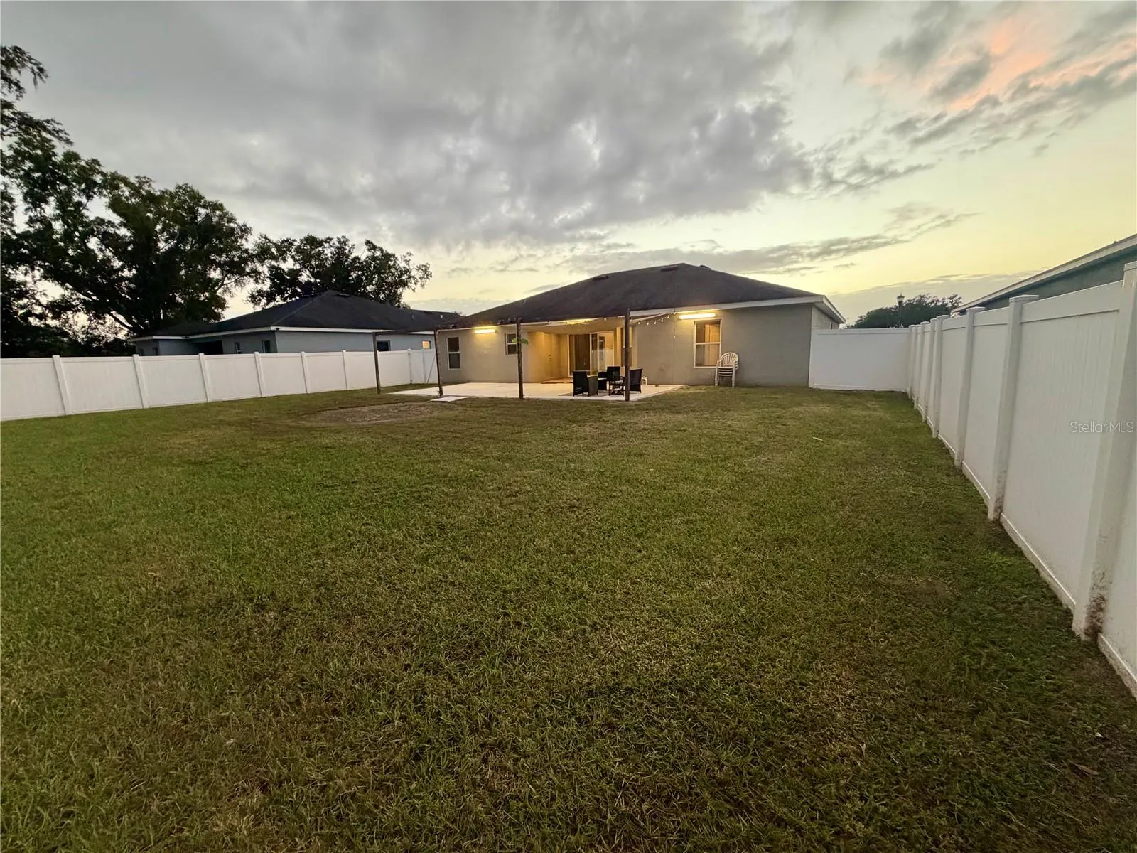 8202 WILDER LOOP