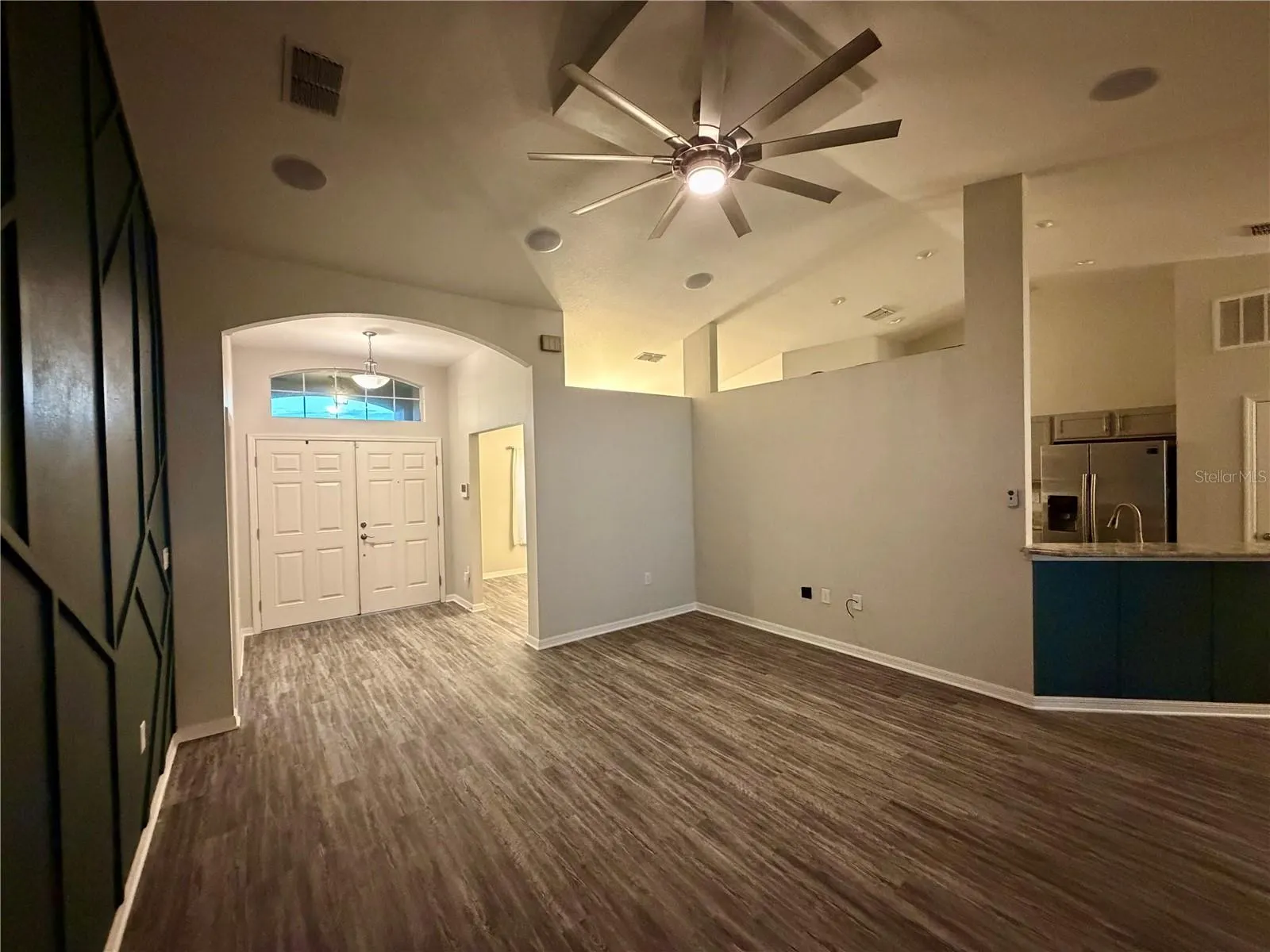 8202 WILDER LOOP