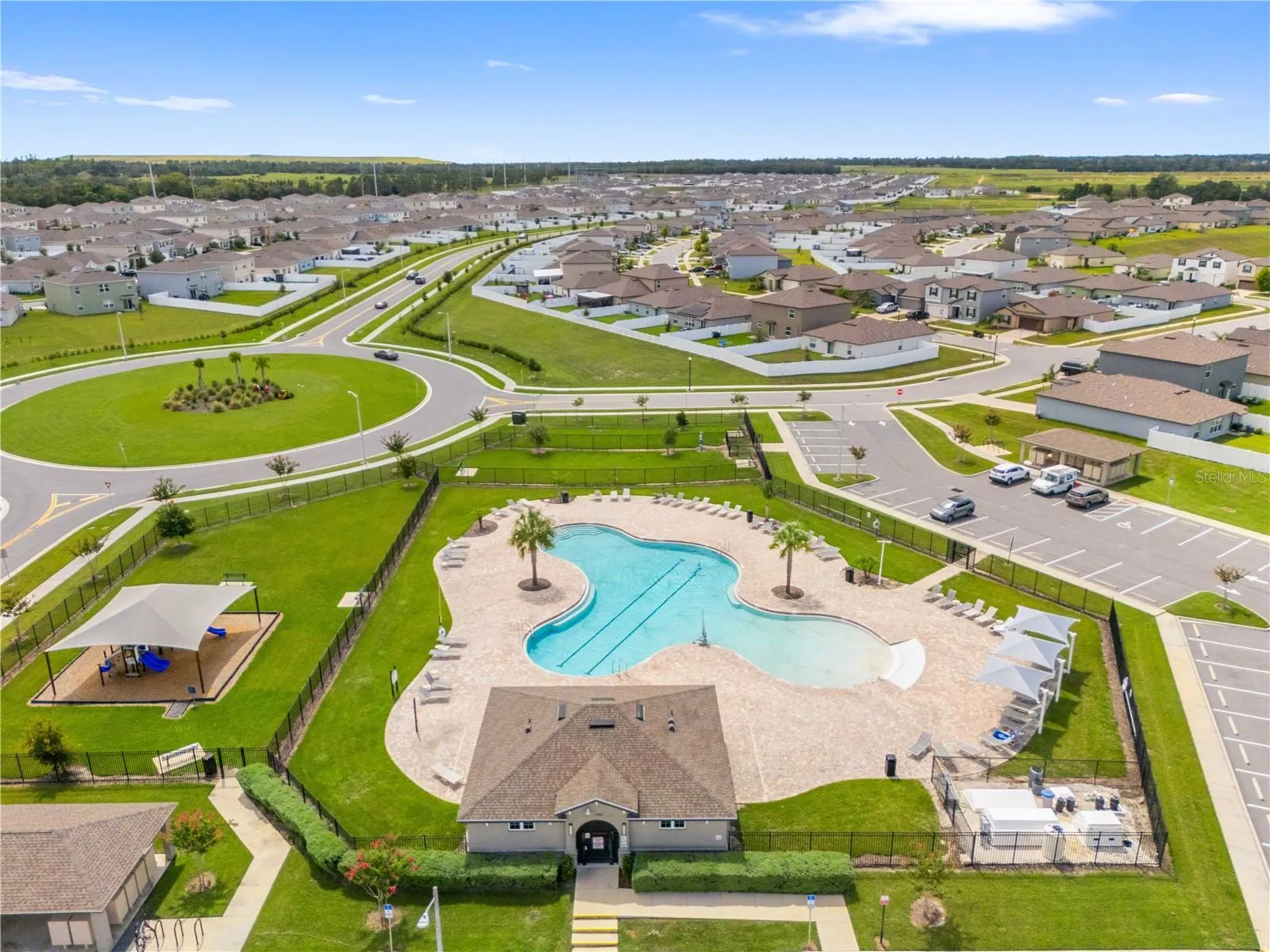 4357 FABULOUS FINCH LN