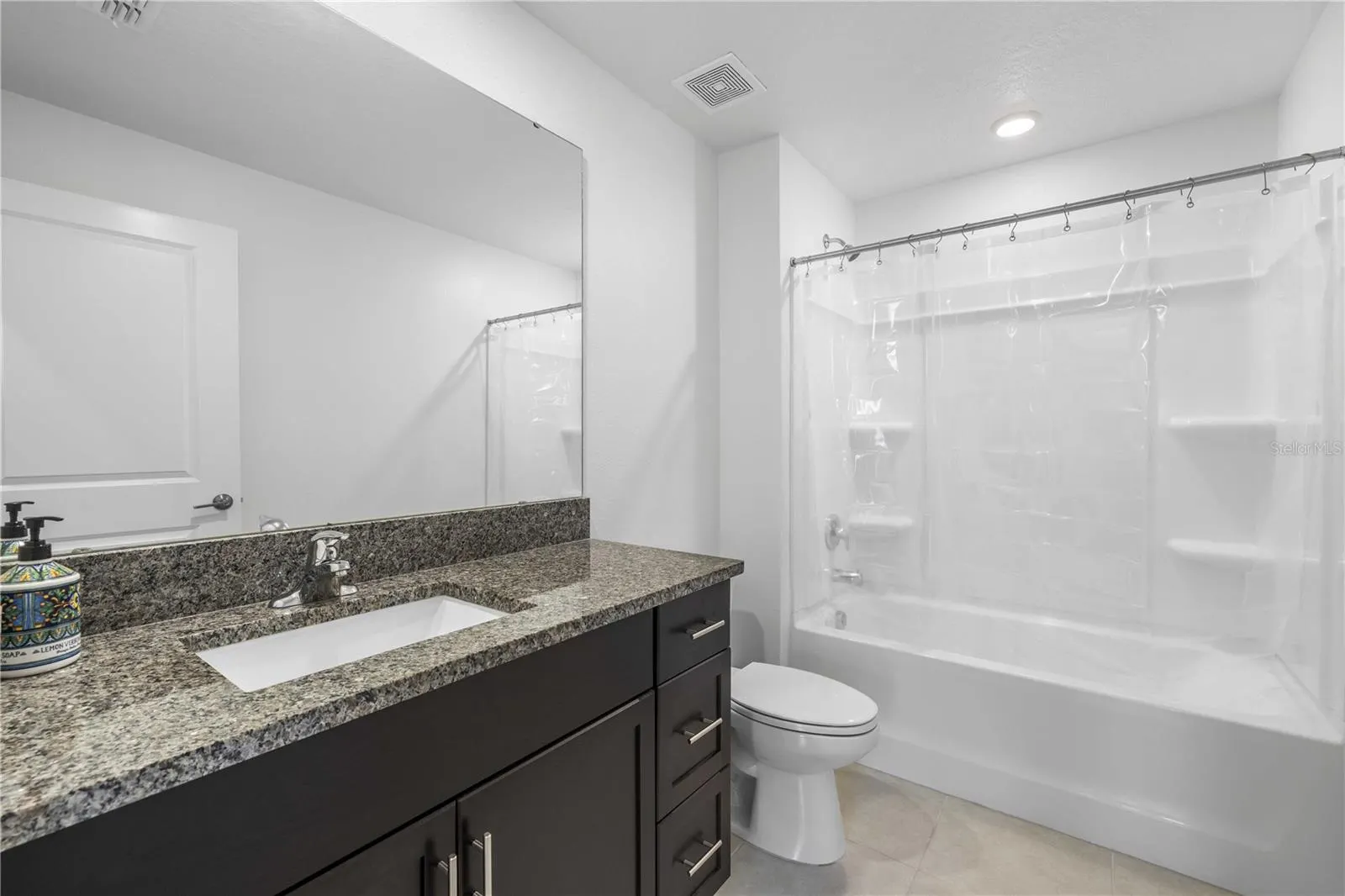 4357 FABULOUS FINCH LN