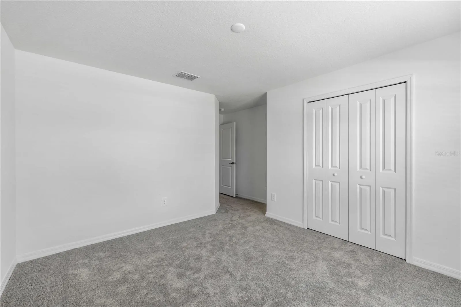 4357 FABULOUS FINCH LN