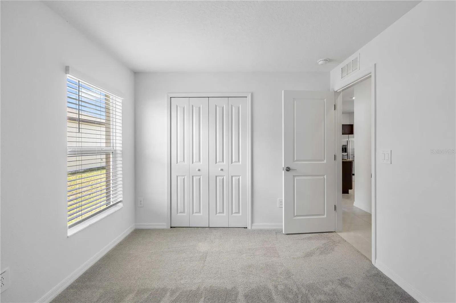 4357 FABULOUS FINCH LN