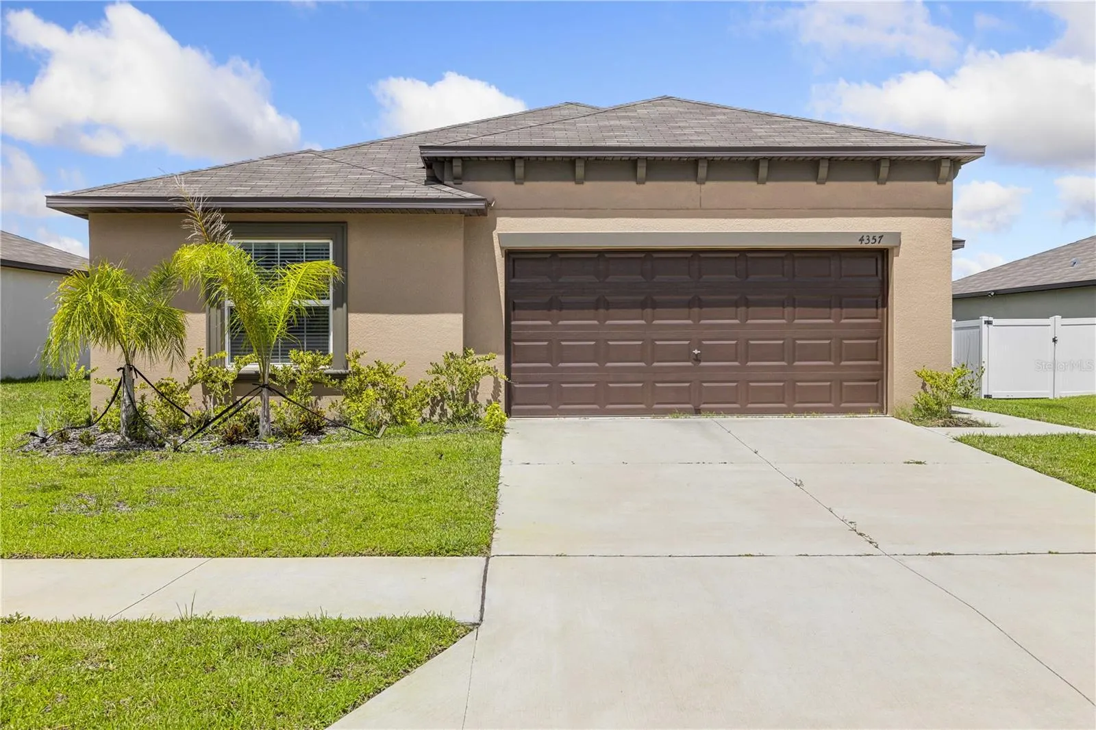 4357 FABULOUS FINCH LN