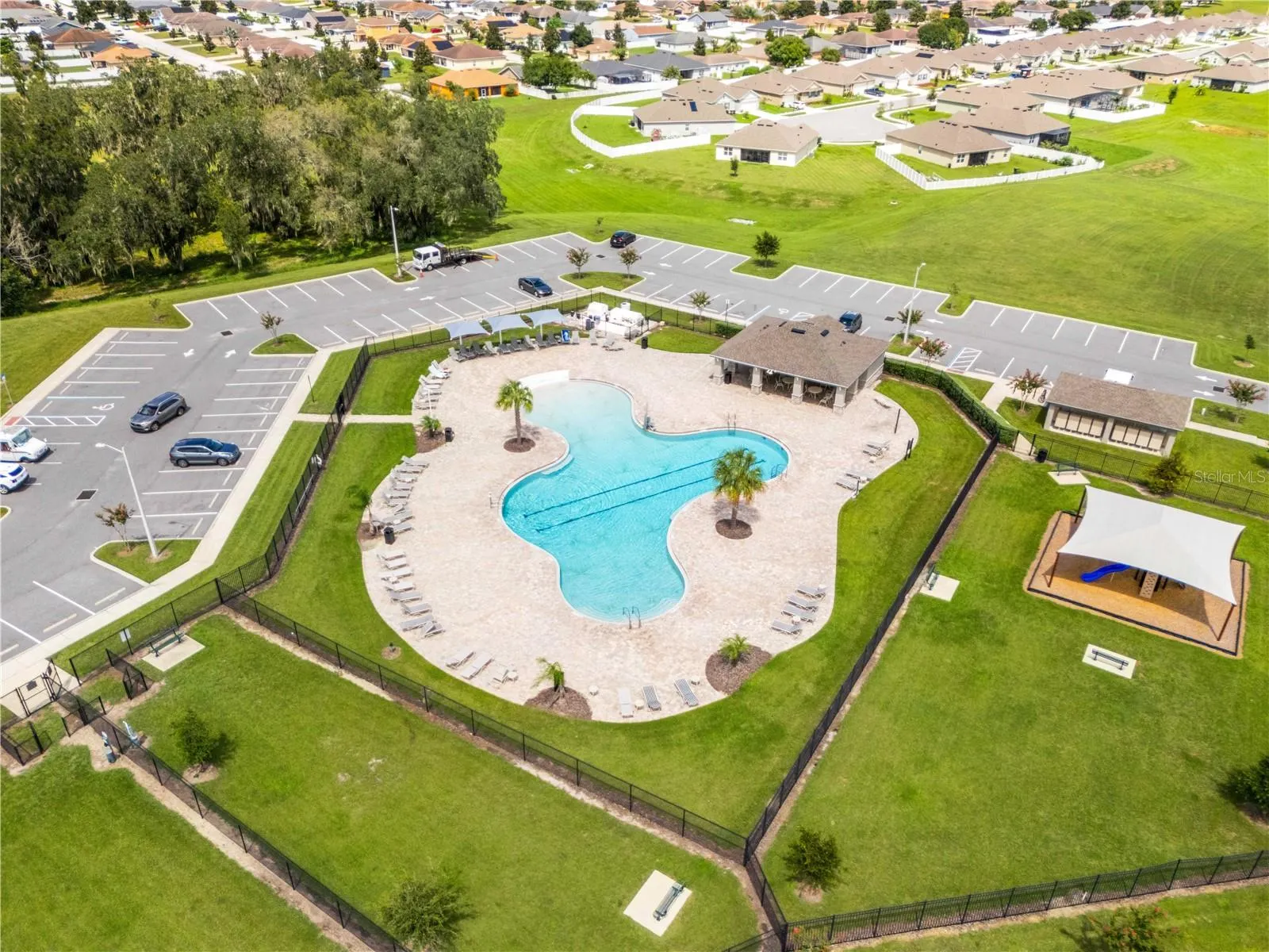 4357 FABULOUS FINCH LN