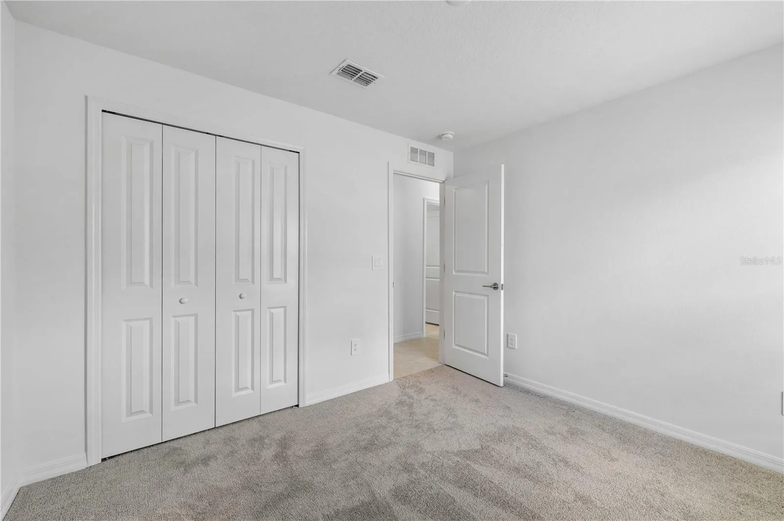 4357 FABULOUS FINCH LN