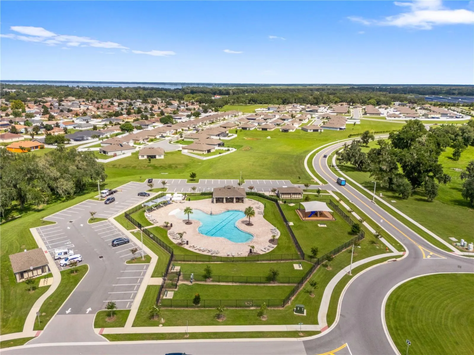 4357 FABULOUS FINCH LN
