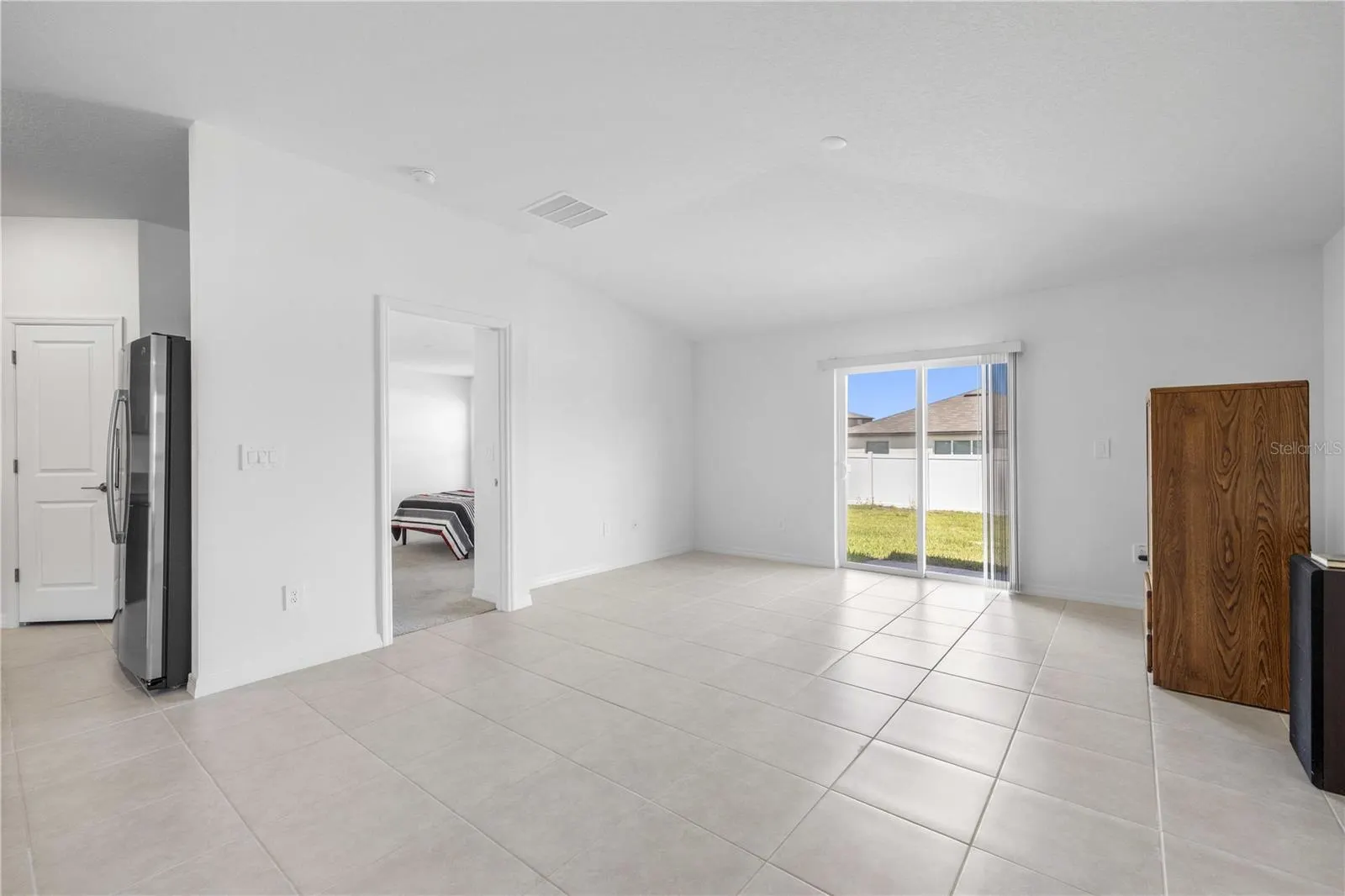 4357 FABULOUS FINCH LN