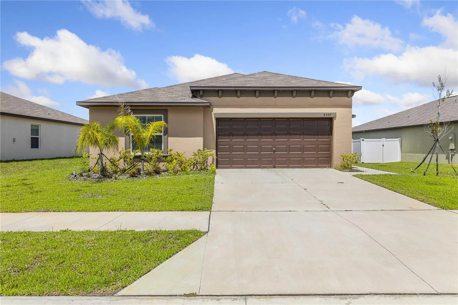 4357 FABULOUS FINCH LN