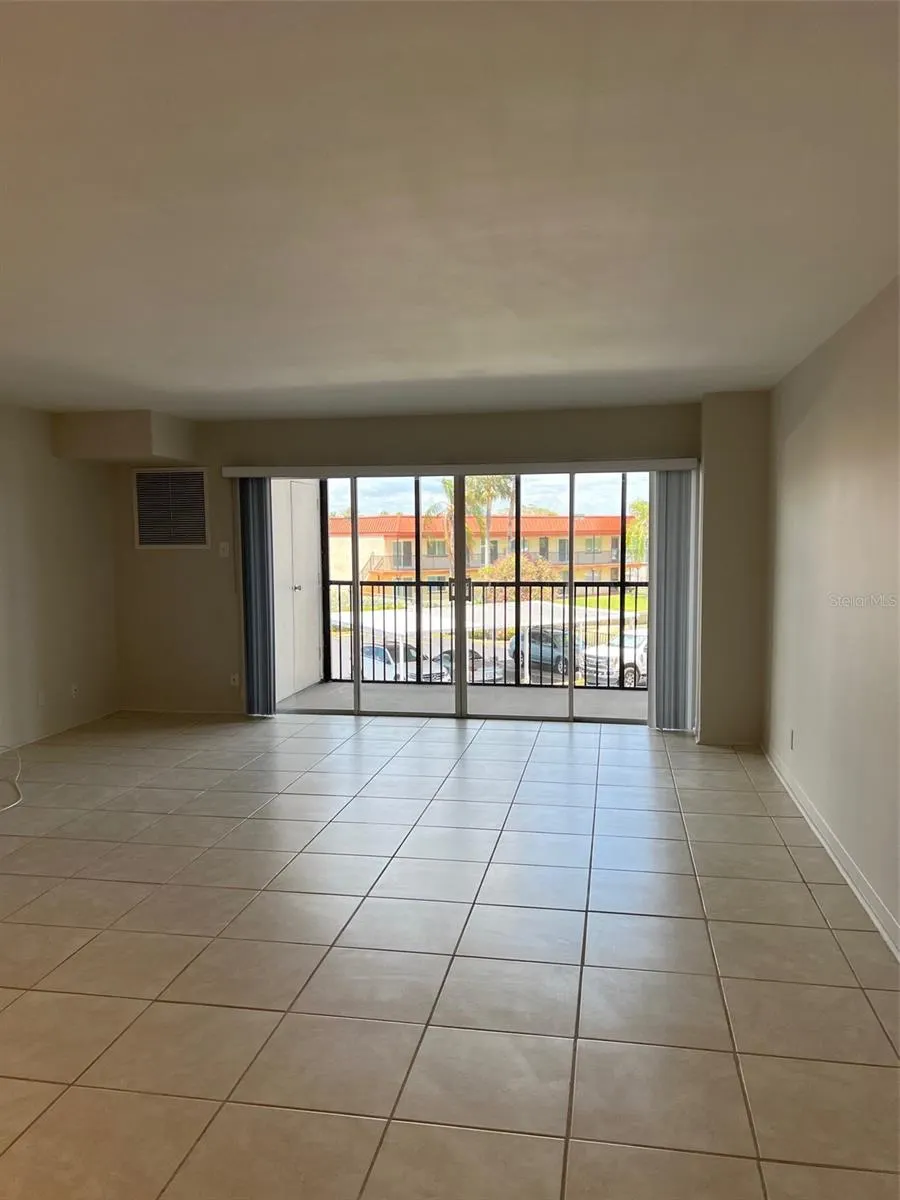 10355 PARADISE BLVD #111 #111