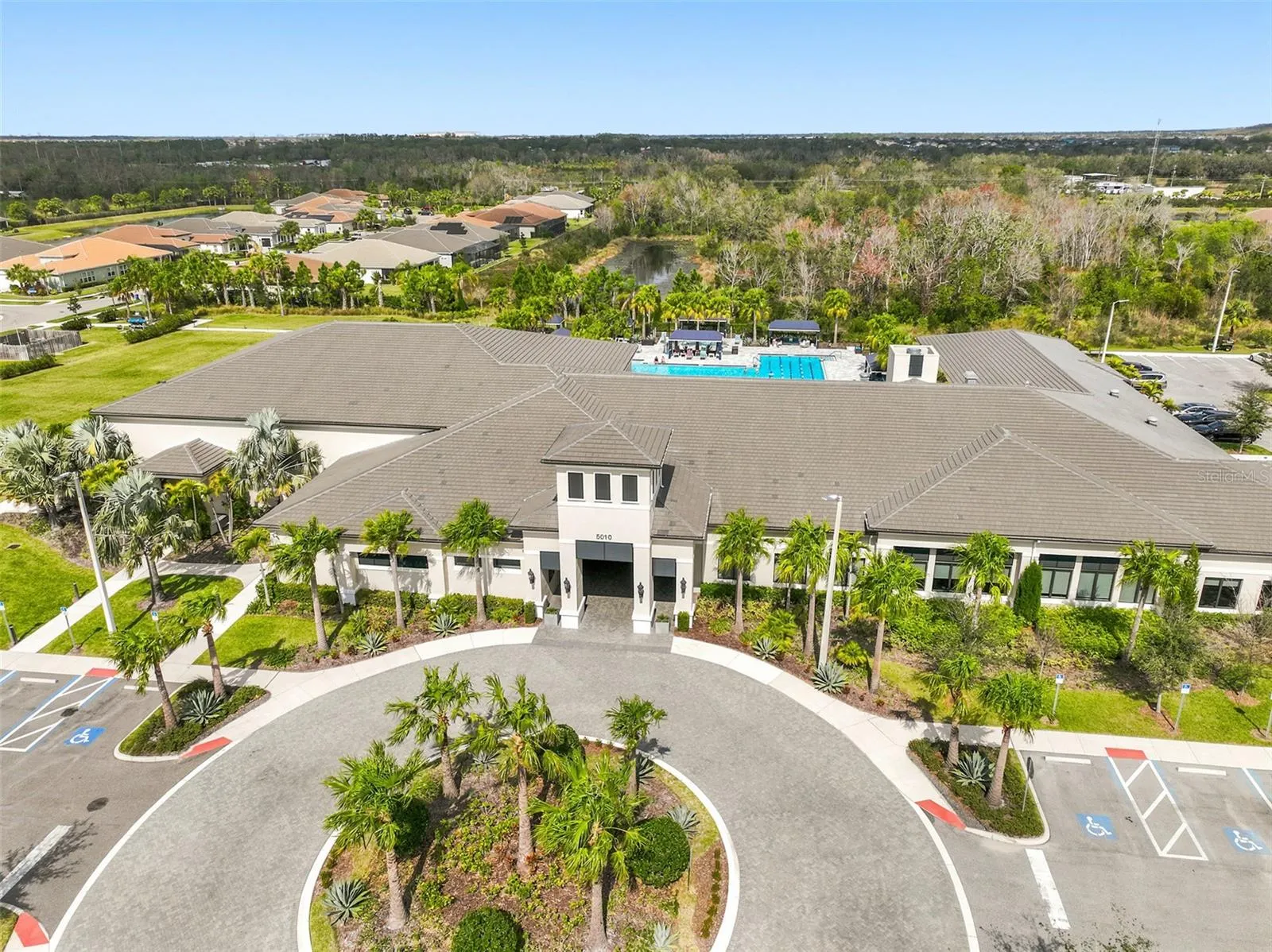 5124 HIGHLAND POINTE CT