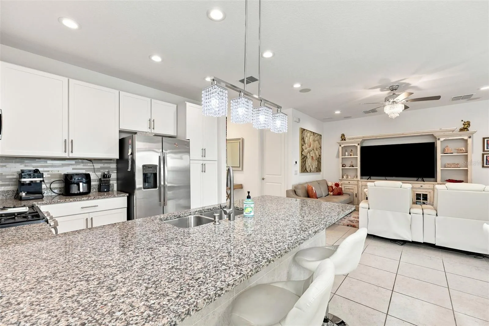 5124 HIGHLAND POINTE CT