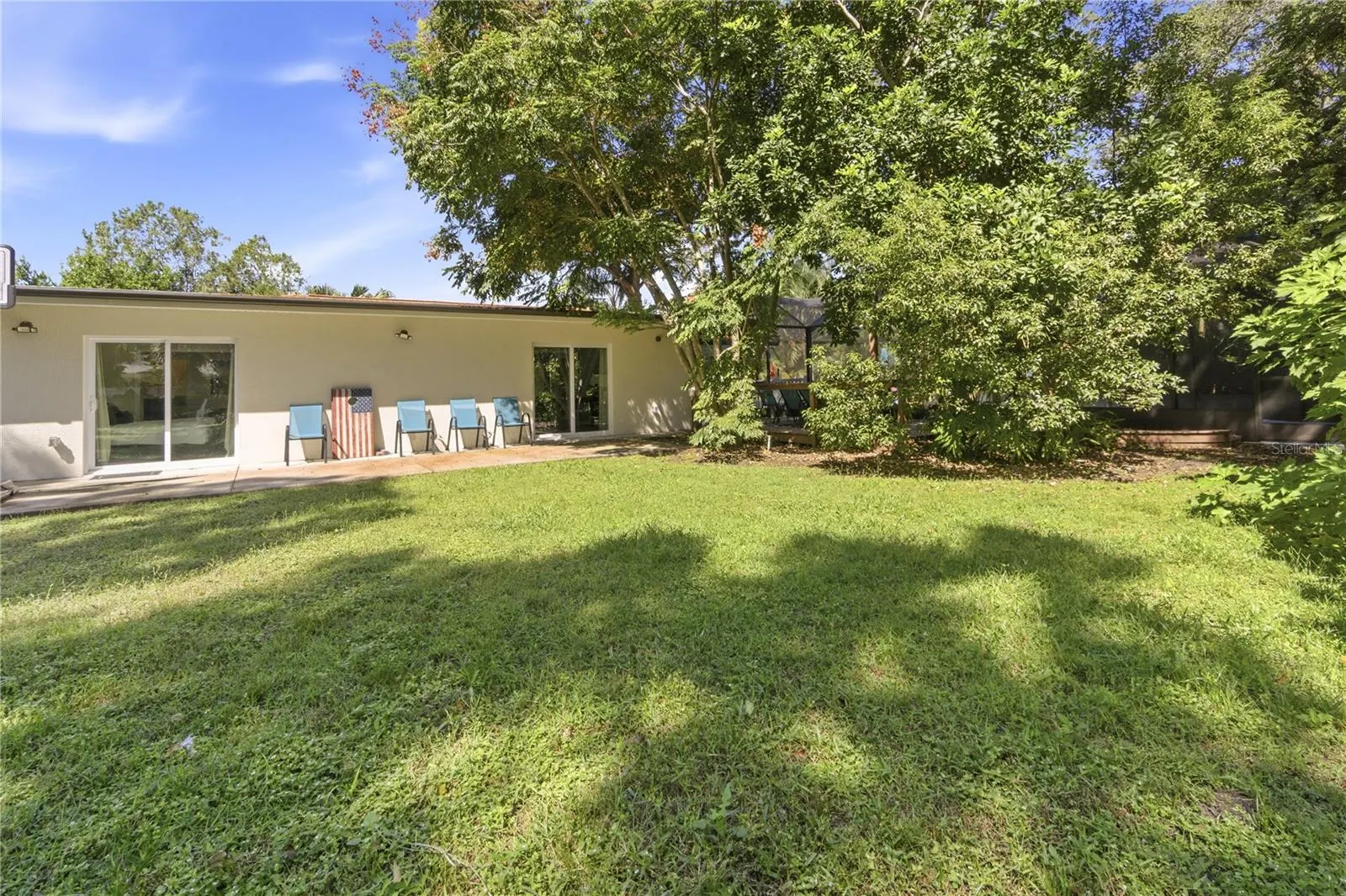 2608 OAKWOOD DR